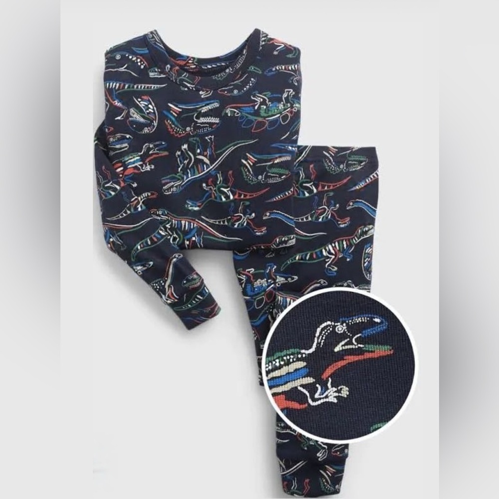 GAP Kids Mulitcolor Dinosaur Themed Pajama Set Sz 2T